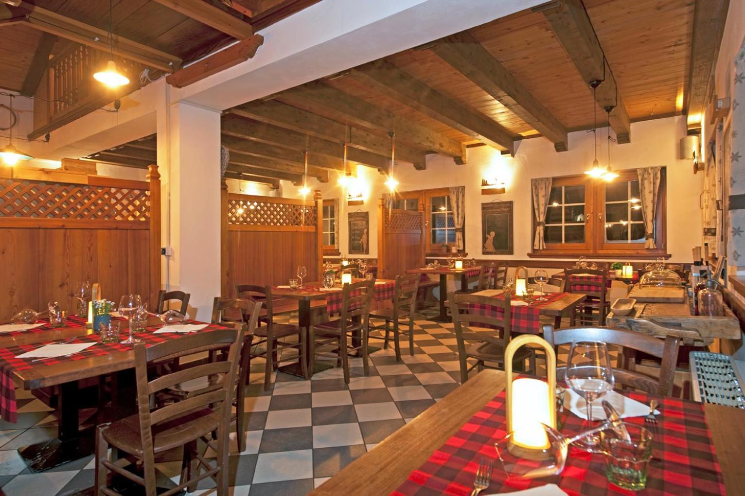 Riale  Aalts Dorf酒店 外观 照片