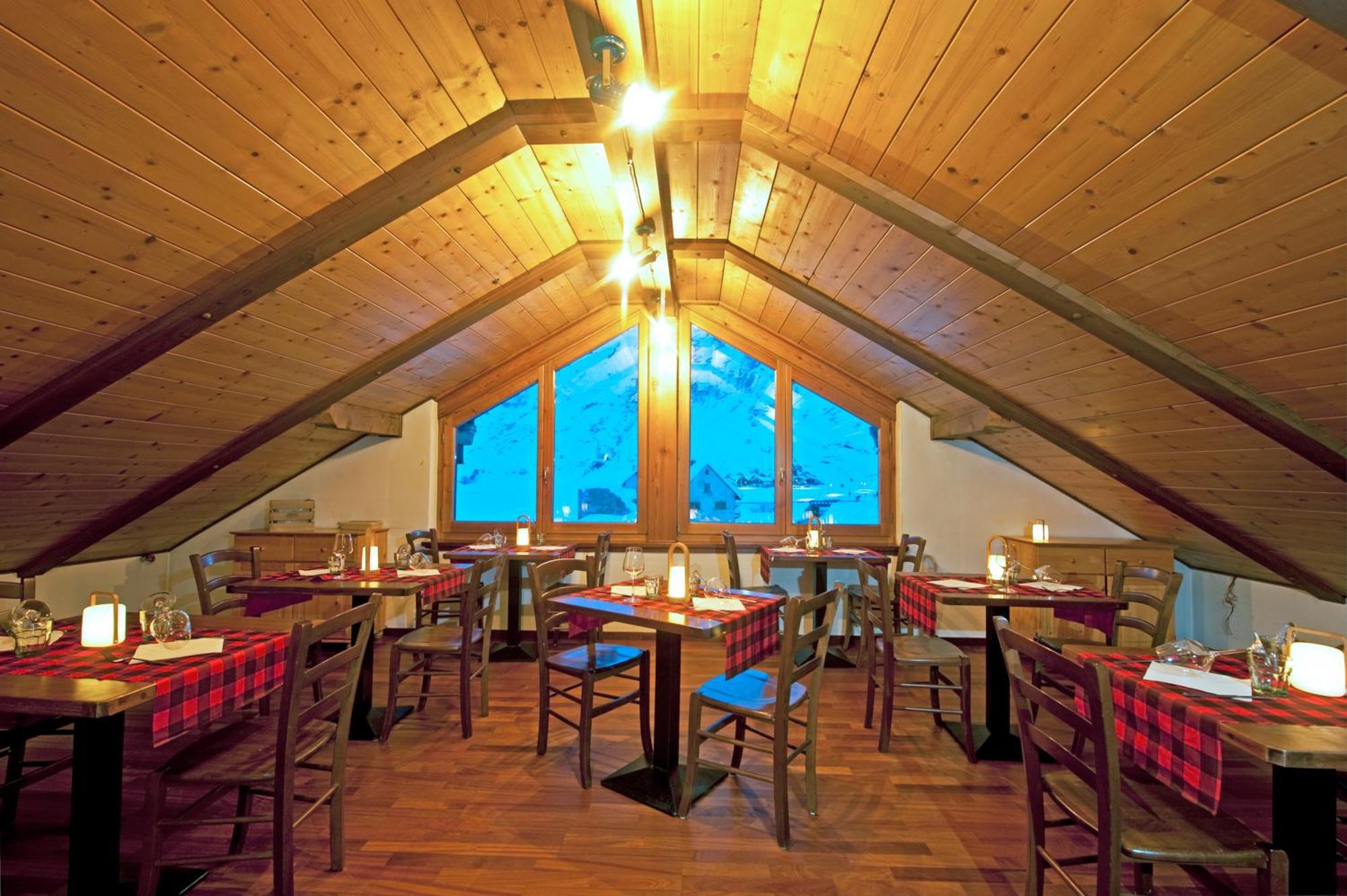 Riale  Aalts Dorf酒店 外观 照片